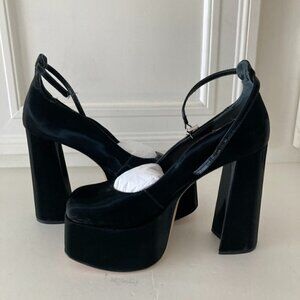 NWOB Schutz Free People Darlene Black Satin Platform Heels Sz 8.5